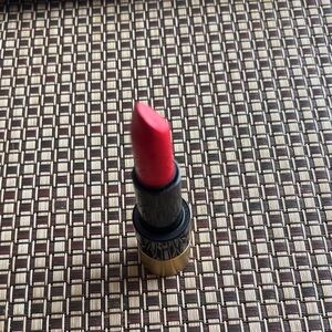 Luxurious Pink Lipstick